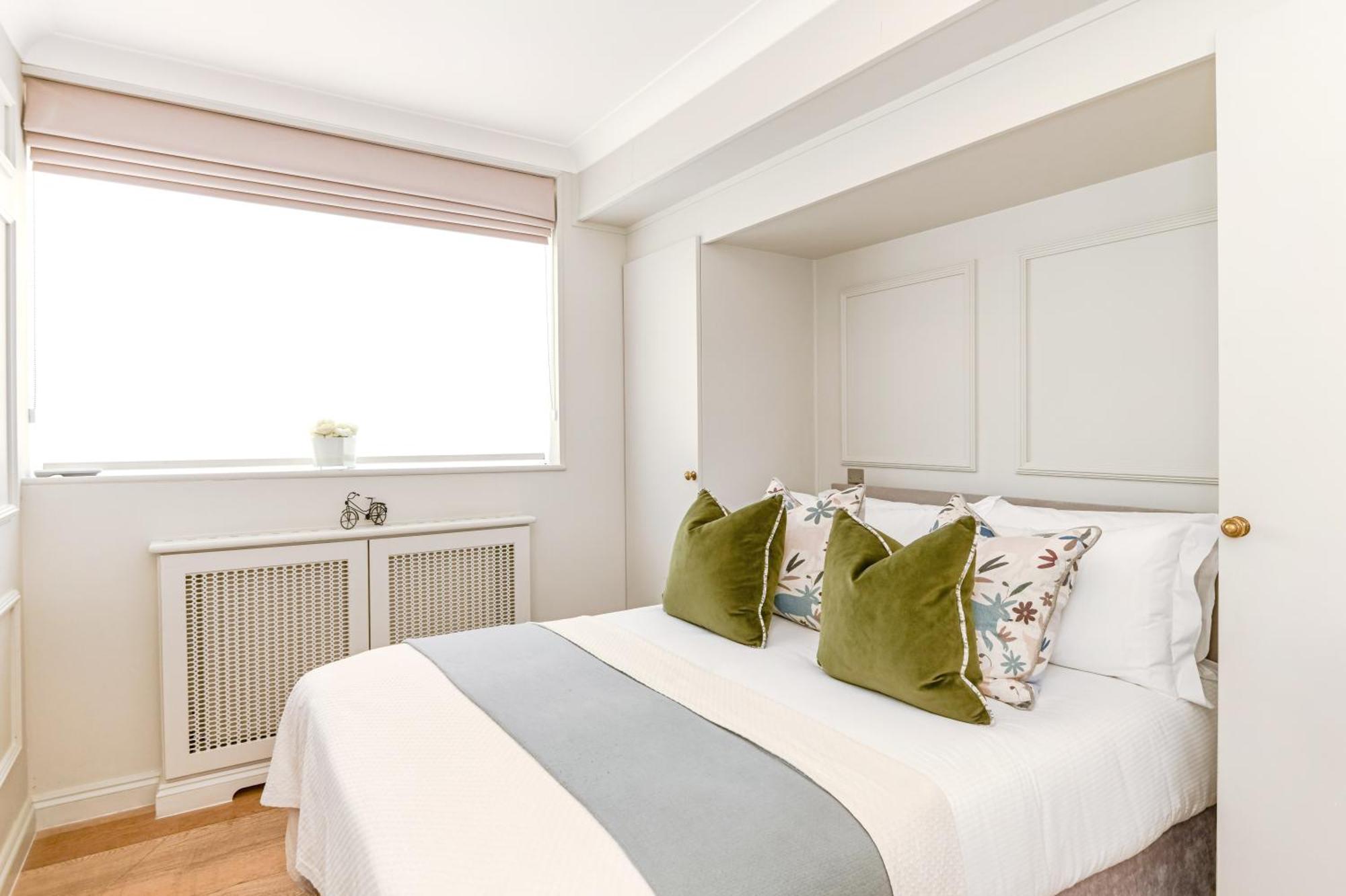 Buckingham & Lloyds Aparthotel Londen Buitenkant foto